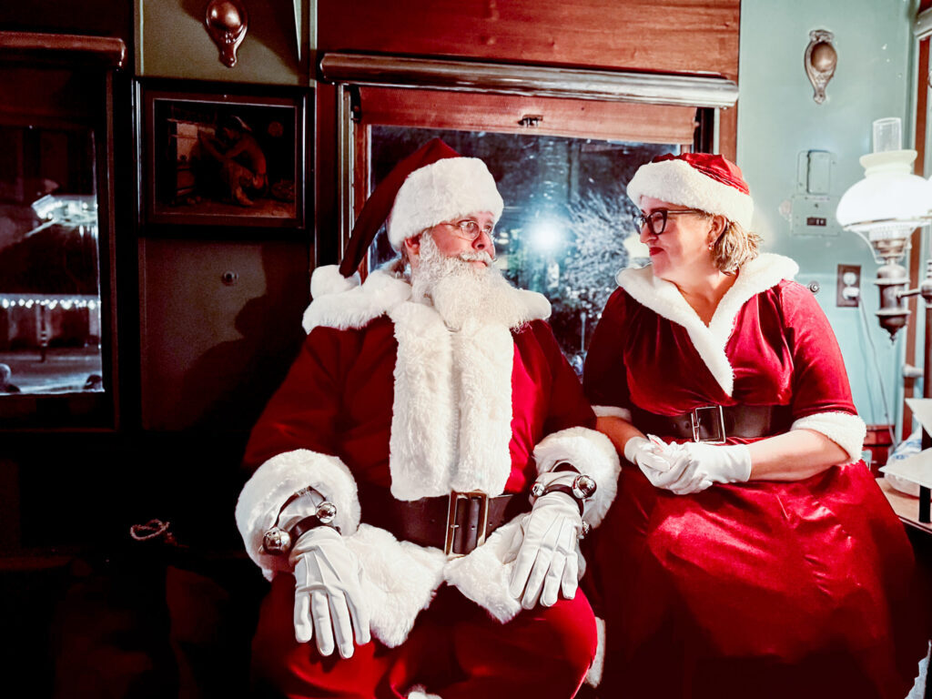 What&rsquo;s Keeping Deaf Santa Claus Out Of The Chair?